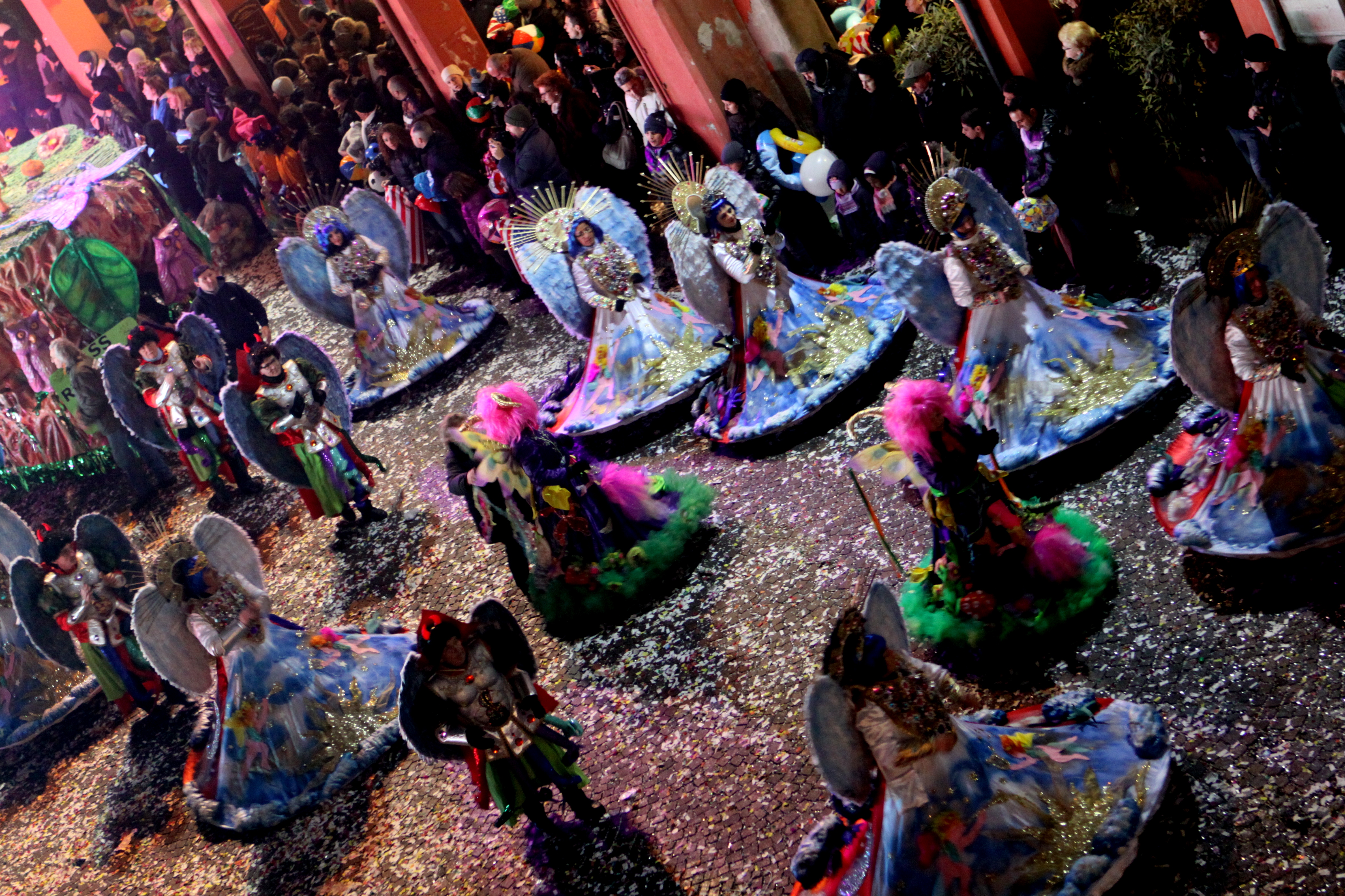 Carnevale_Cento-Costumi_Risveglio