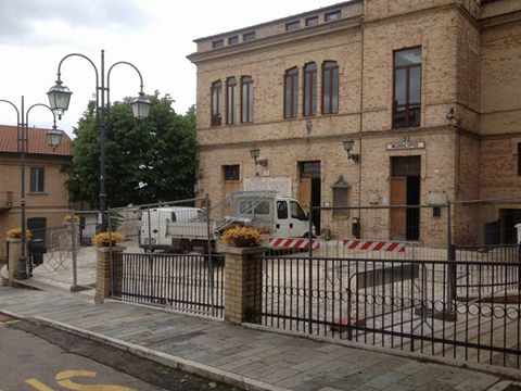 Ancarano, sospeso il trasloco degli uffici comunali: locali liberi per emergenza