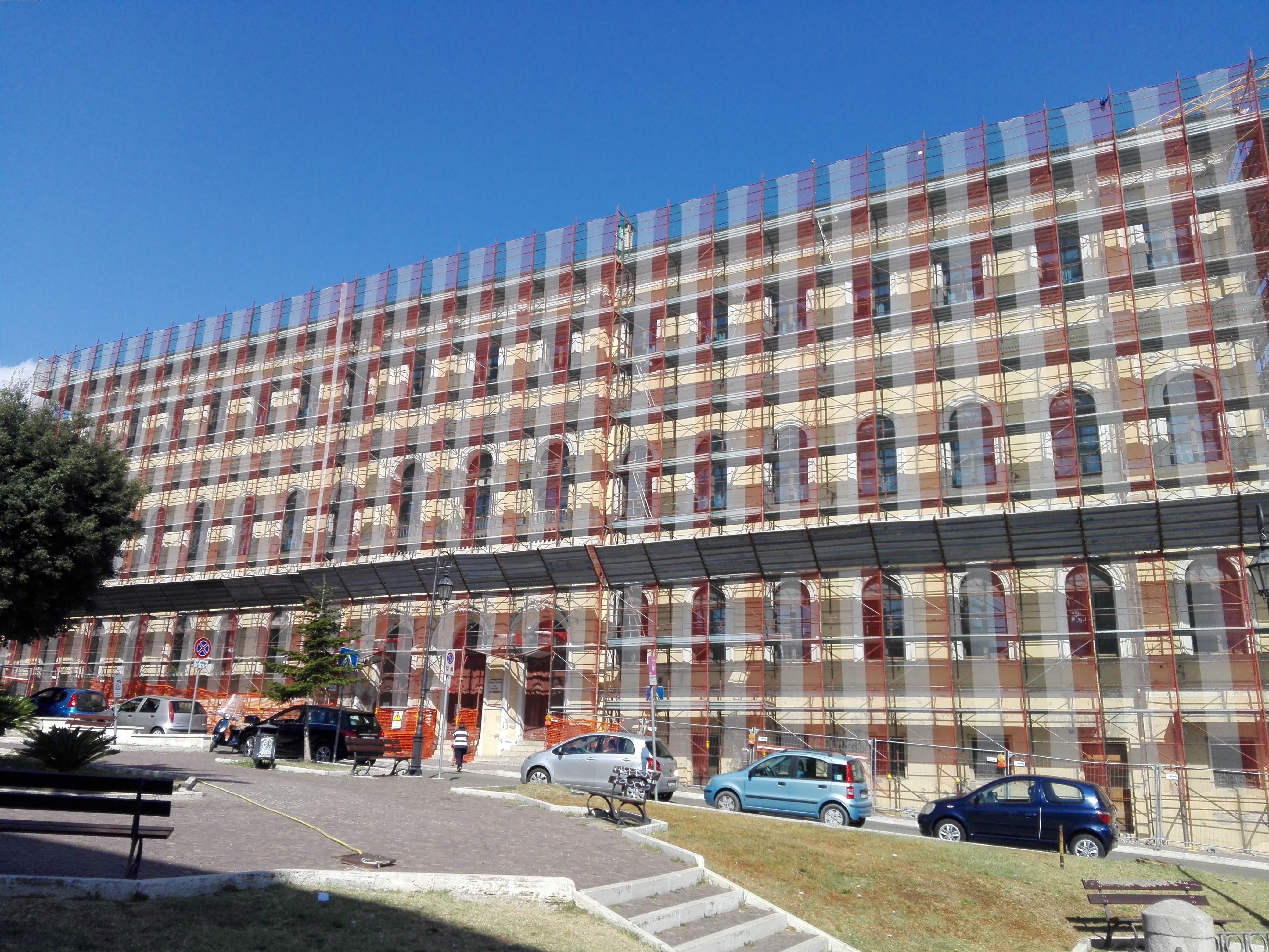 scuola De Amicis giulianova