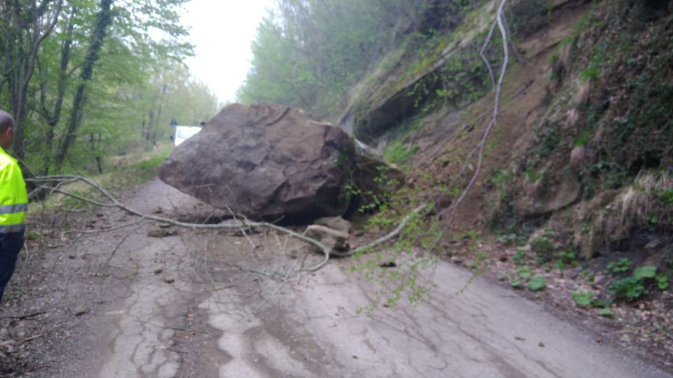 Strade dissestate Valle Castellana, Di Sabatino al sindaco "Una battaglia da fare insieme"