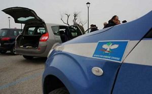 Martinsicuro, non si ferma all'alt: denunciato un uomo