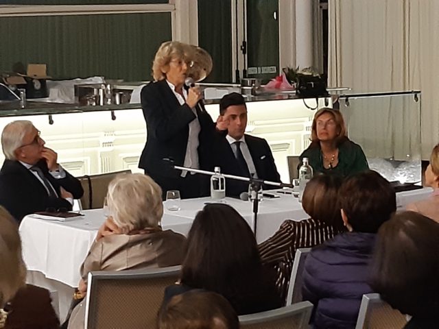 Premio Tortoreto alla Cultura, successo per la presentazione del libro “Naïlé la straniera” di Luisa Franchi dell’Orto