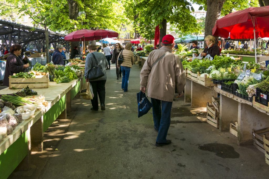 Tortoreto, riapertura parziale del mercato in via Archimede
