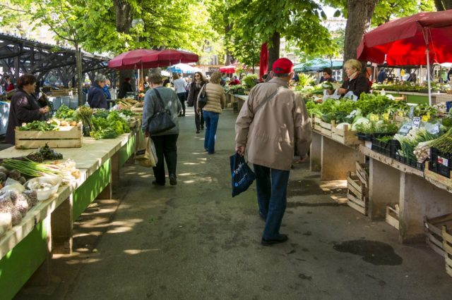 Tortoreto, riapertura parziale del mercato in via Archimede