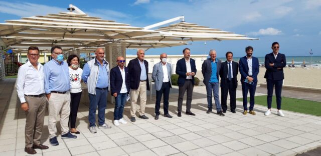 Giro d'Italia, presentazione a Tortoreto con Francesco Moser