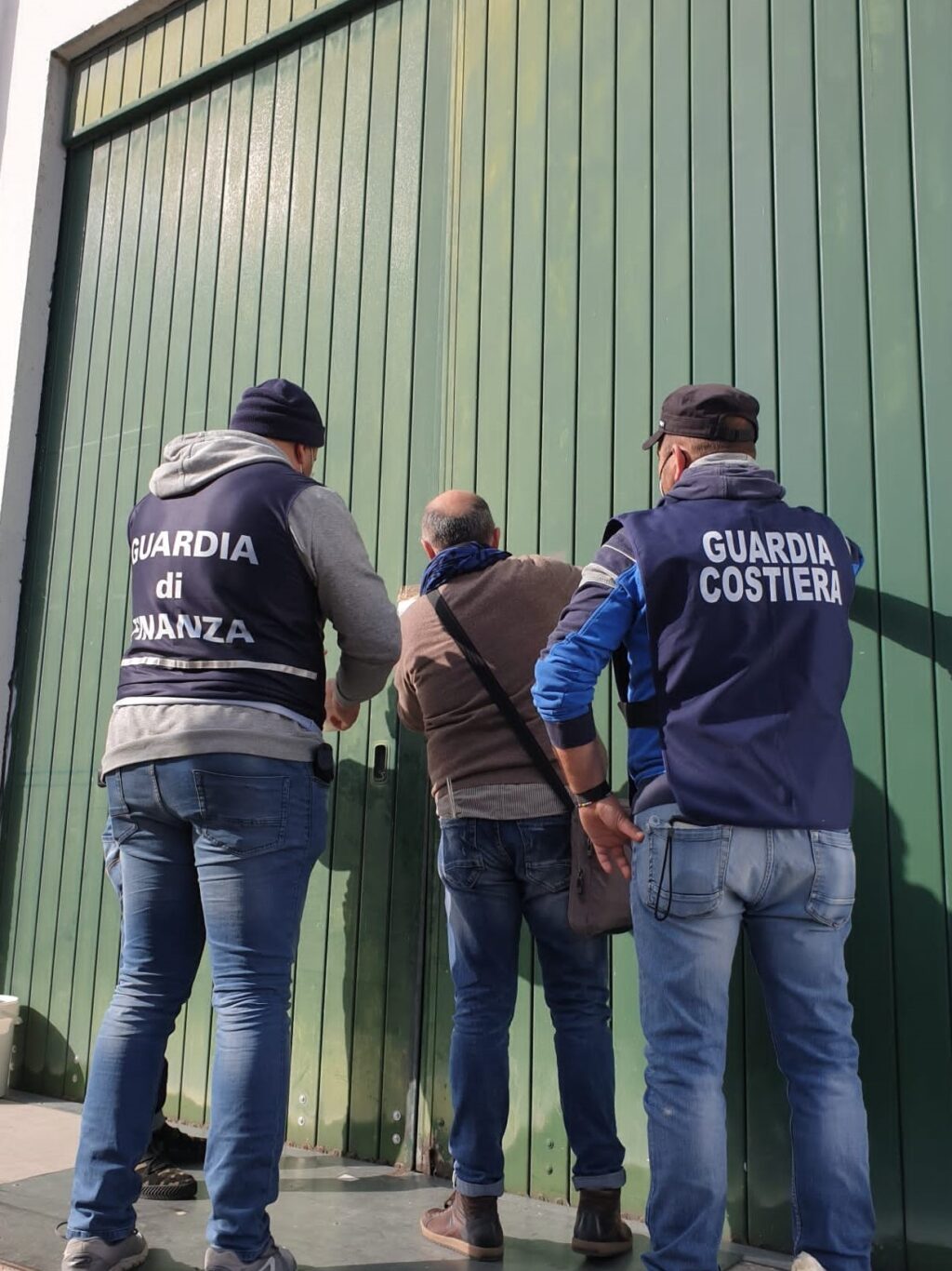 Corropoli, sequestro opificio per violazione normativa ambientale e operai in nero