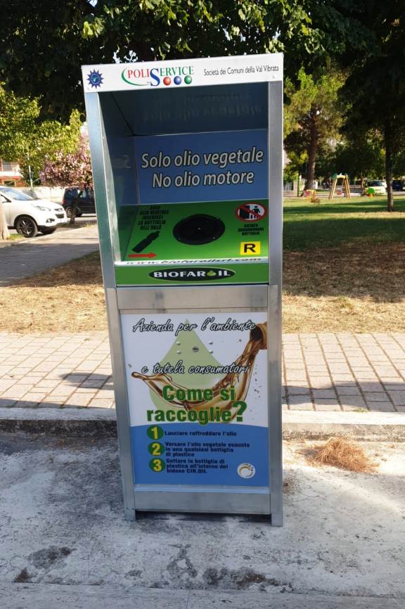 Martinsicuro, posizionati sei nuovi bidoni per la raccolta degli olii esausti