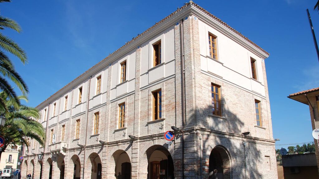 Corropoli Rinasce attacca: "un Paese in stallo senza alcuna pianificazione e programmazione"